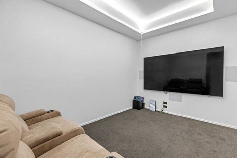 Photo of property in 87 Black Peak Road, Wanaka, 9382