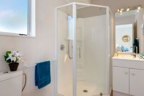 Photo of property in 5 Rimu Rise, Albany, Auckland, 0632