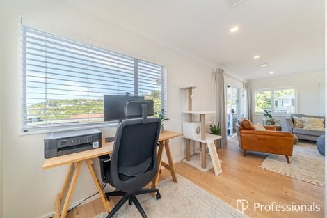 Photo of property in 115 Normandale Road, Normandale, Lower Hutt, 5010