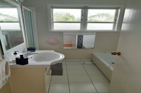 Photo of property in 3/12 Eban Avenue, Hillcrest, Auckland, 0627