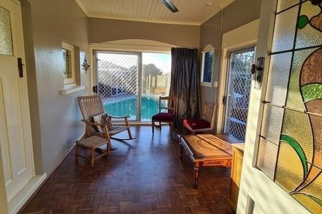 Photo of property in 49 Huatoki Street, Vogeltown, New Plymouth, 4310