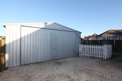 Photo of property in 2 Farquhars Road, Redwood, Christchurch, 8051