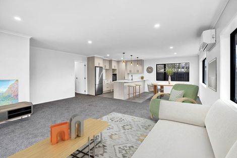 Photo of property in 30a Hunter Street, Hawera, 4610