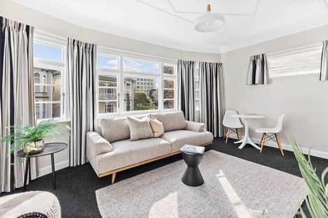 Photo of property in 20f Portland Crescent, Thorndon, Wellington, 6011