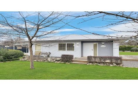 Photo of property in 2 Old Orchard Road, Solway, Masterton, 5810