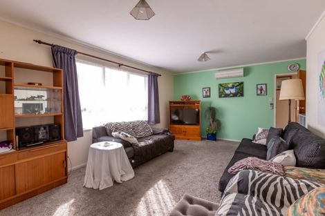 Photo of property in 9b Kanawa Street, Waikanae, 5036