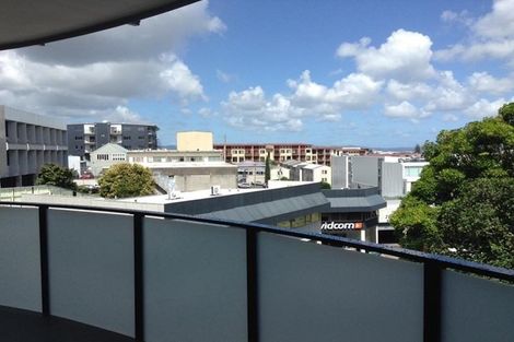 Photo of property in The Mews, 13/8 Basque Road, Eden Terrace, Auckland, 1021