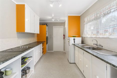 Photo of property in 49 Brunner Road, Glen Eden, Auckland, 0602