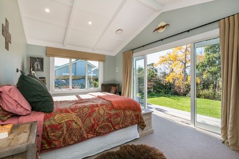 Photo of property in 18 Reynolds Road, Havelock North, 4130