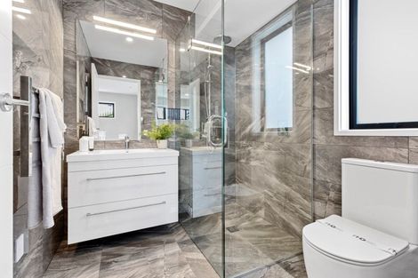 Photo of property in 25 Kite Way, Welcome Bay, Tauranga, 3112