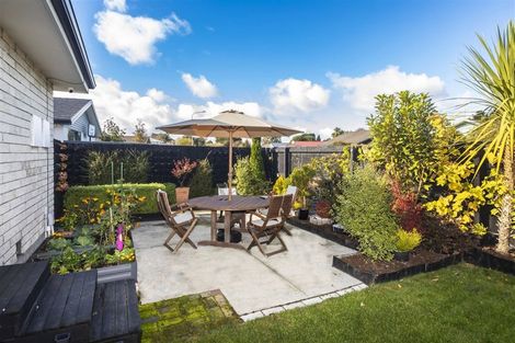 Photo of property in 1/49 Kuaka Crescent, Bromley, Christchurch, 8062