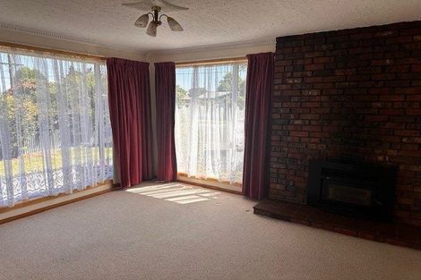 Photo of property in 70 Daniels Road, Redwood, Christchurch, 8051