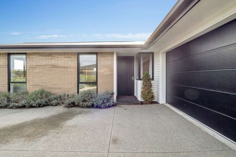 Photo of property in 80 Shillingford Boulevard, Rolleston, 7615