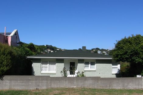 Photo of property in 2/84 Khandallah Road, Khandallah, Wellington, 6035