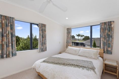 Photo of property in 16 Grosvenor Place, Rototuna, Hamilton, 3210