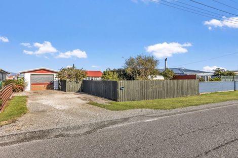 Photo of property in 18 Shelswell Street, Westport, 7825