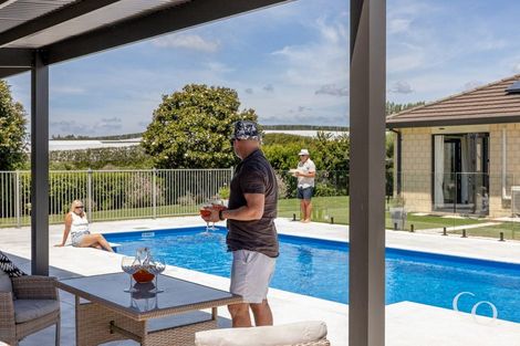 Photo of property in 17 Te Karaka Drive, Te Puna, Tauranga, 3174