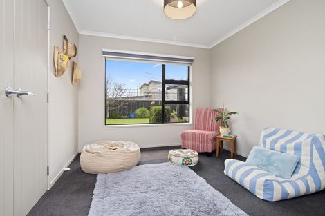 Photo of property in 4 Goble Road, Clarks Beach, Pukekohe, 2679