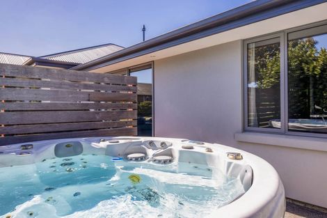 Photo of property in 54 Steadman Road, Broomfield, Christchurch, 8042