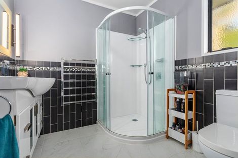 Photo of property in 112 Burt Road, Matata, Whakatane, 3194