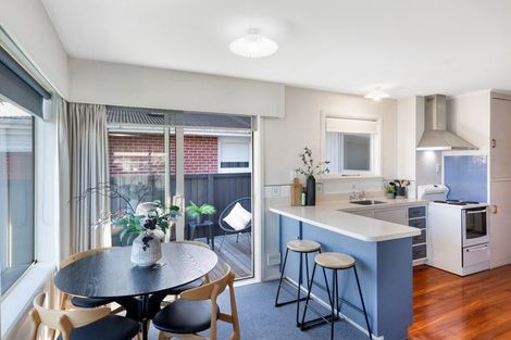 Photo of property in 2/4 Lansbury Avenue, Strowan, Christchurch, 8052