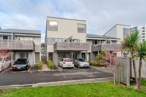 Photo of property in 15/31 Princess Terrace, Newtown, Wellington, 6021