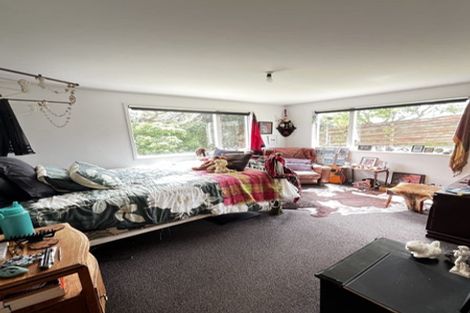 Photo of property in 27a Randwick Road, Northland, Wellington, 6012