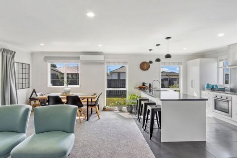 Photo of property in 33 Bradwell Crescent, Halswell, Christchurch, 8025