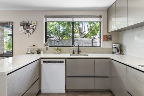 Photo of property in 61 Motutapu Avenue, Manly, Whangaparaoa, 0930