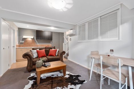 Photo of property in 29 Glencoe Road, Browns Bay, Auckland, 0630