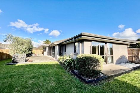 Photo of property in 3 Silkwood Crescent, Karaka, Papakura, 2113