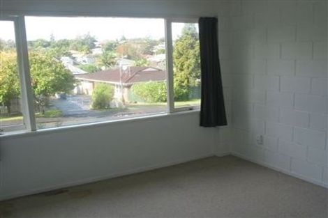 Photo of property in 2/1 Keldale Place, Forrest Hill, Auckland, 0620