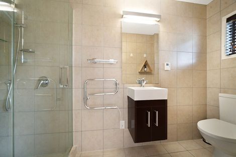 Photo of property in 180 Royal Road, Massey, Auckland, 0614