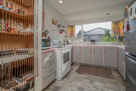 Photo of property in 2/20 Mile Place, Henderson, Auckland, 0612