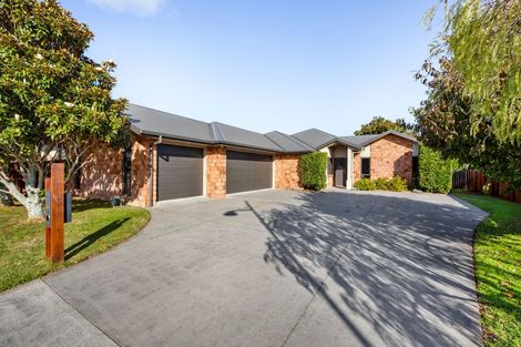 Photo of property in 41 Aquila Crescent, Rototuna North, Hamilton, 3210