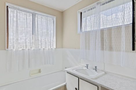 Photo of property in 24 Sole Avenue, Bell Block, New Plymouth, 4312