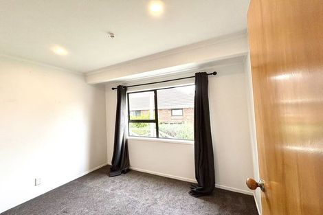 Photo of property in 47 Sturges Road, Henderson, Auckland, 0612