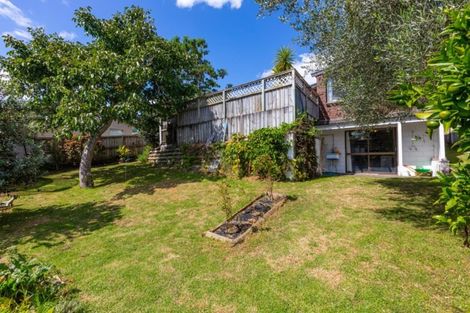 Photo of property in 12 Seymour Place, Bellevue, Tauranga, 3110