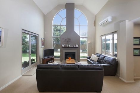 Photo of property in 3 Mallard Place, Unsworth Heights, Auckland, 0632