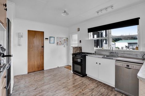 Photo of property in 5815 South Road, Rahotu, Opunake, 4684