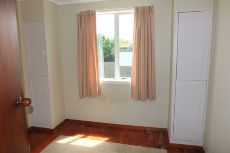 Photo of property in 8a Te Awa Street, Foxton Beach, Foxton, 4815