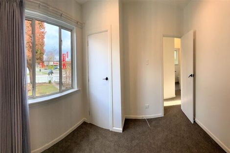 Photo of property in 26 Memorial Avenue, Ilam, Christchurch, 8053