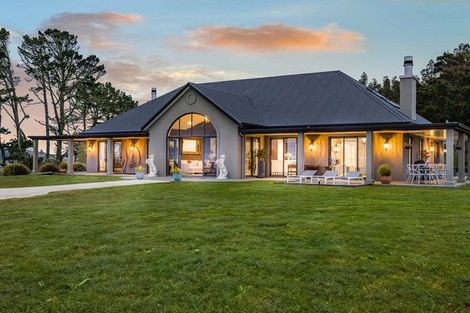 Photo of property in 140 Dill Road, Kaipara Flats, Warkworth, 0984