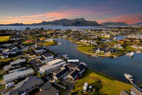 Photo of property in 13 Waitemata Drive, One Tree Point, 0118