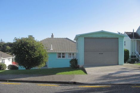 Photo of property in 31 Downes Street, Titahi Bay, Porirua, 5022