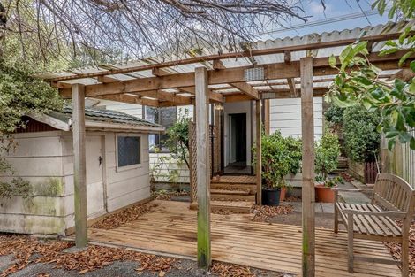 Photo of property in 6 Malabar Crescent, Broomfield, Christchurch, 8042