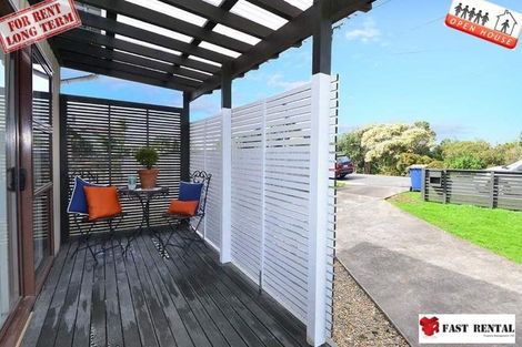 Photo of property in 1/66 College Road, Northcote, Auckland, 0627