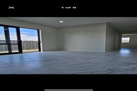 Photo of property in 18 Emerald Avenue, Rosehill, Papakura, 2113