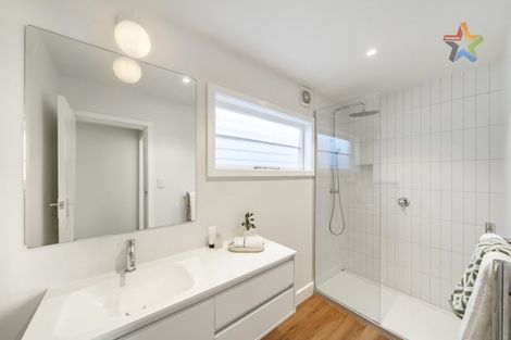 Photo of property in 6 Beach Street, Petone, Lower Hutt, 5012