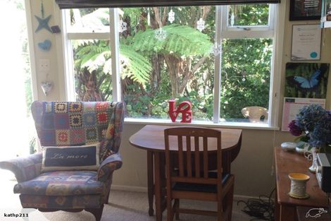 Photo of property in 160 Parkvale Road, Karori, Wellington, 6012